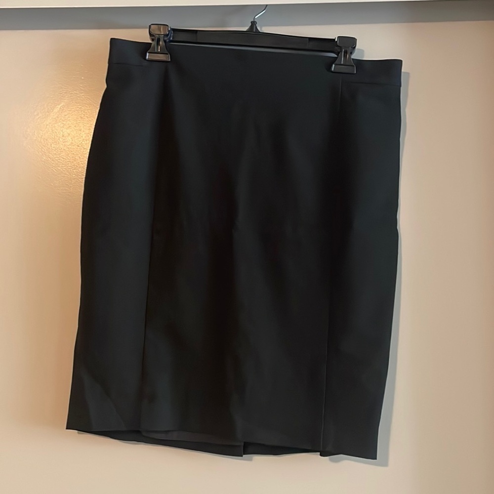 Ann Taylor Black Pencil Skirt Suit 12P